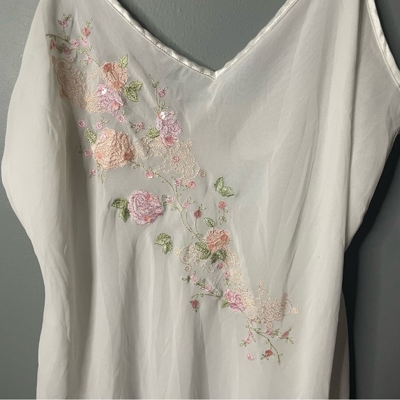 Vintage White Sheer Flower Embroidered Nightie Large - Picture 5 of 12